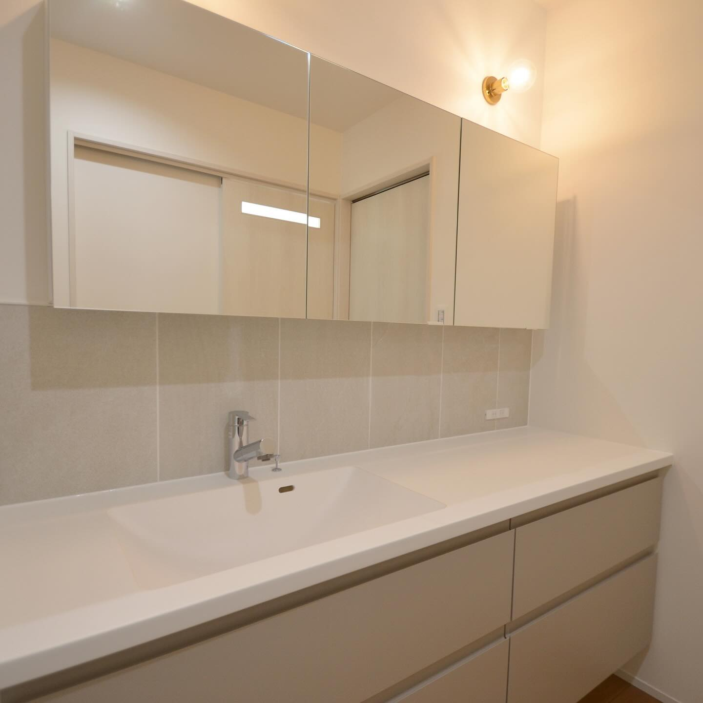 洗面室のご紹介です👏