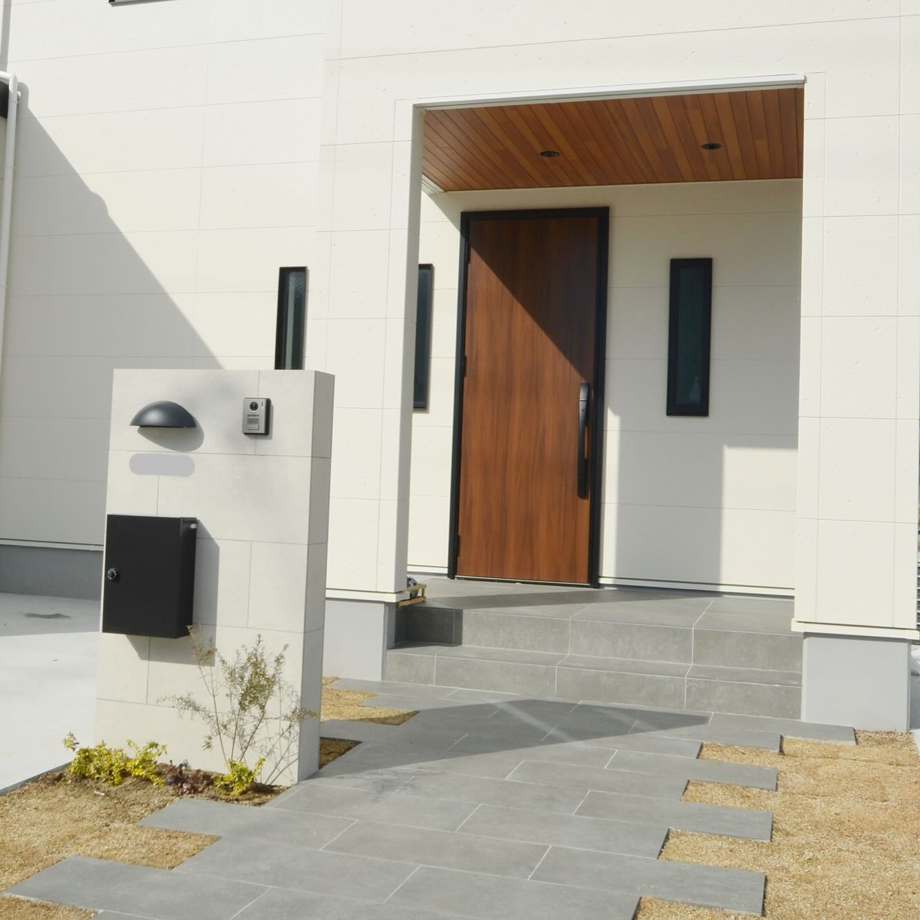 『玄関アプローチ』施工事例のご紹介です👏