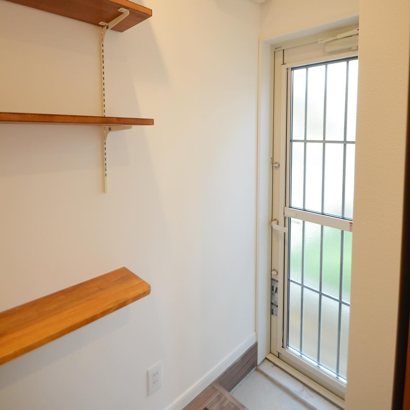 バーンドアがお洒落なパントリー🌟