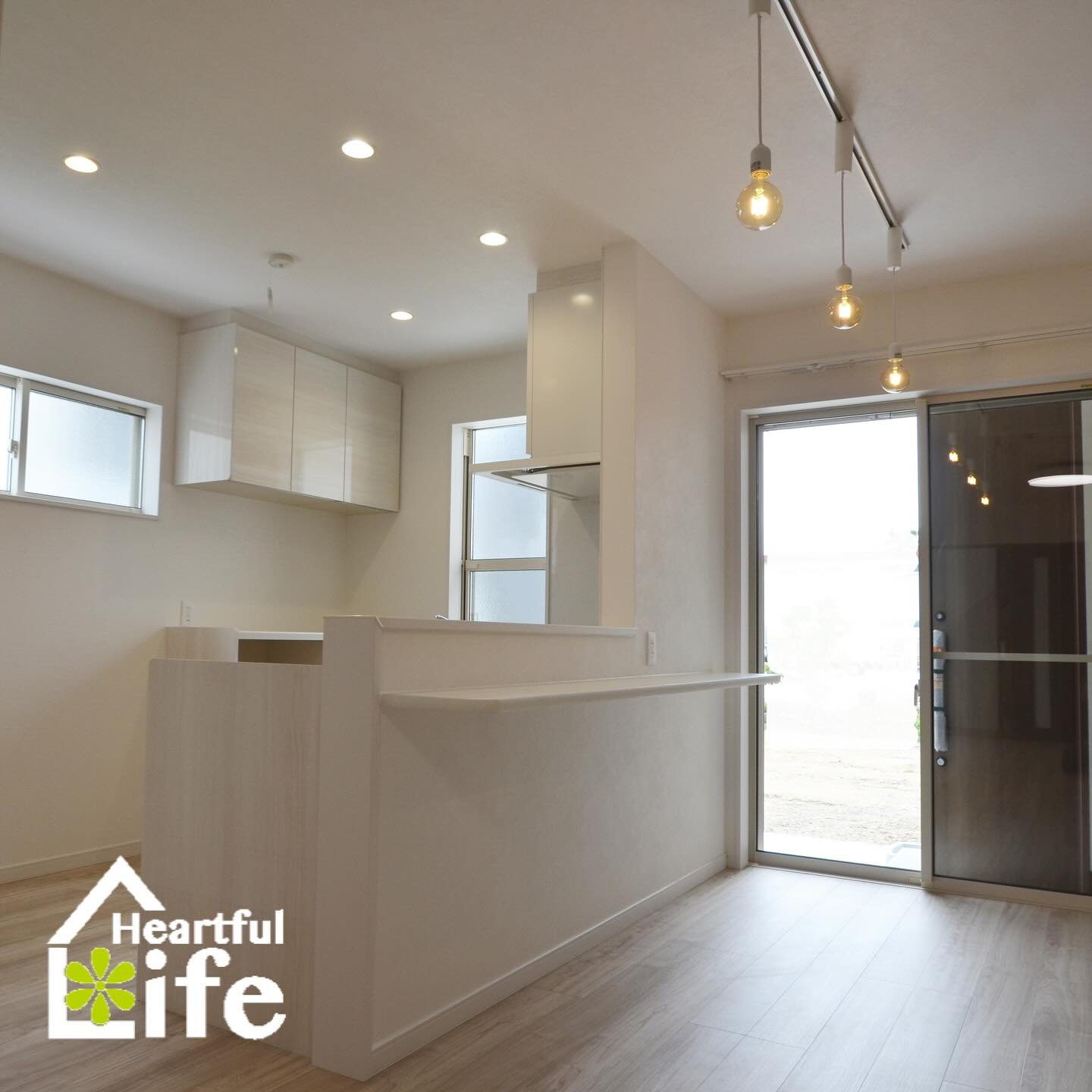 白を基調としたキッチン🤍