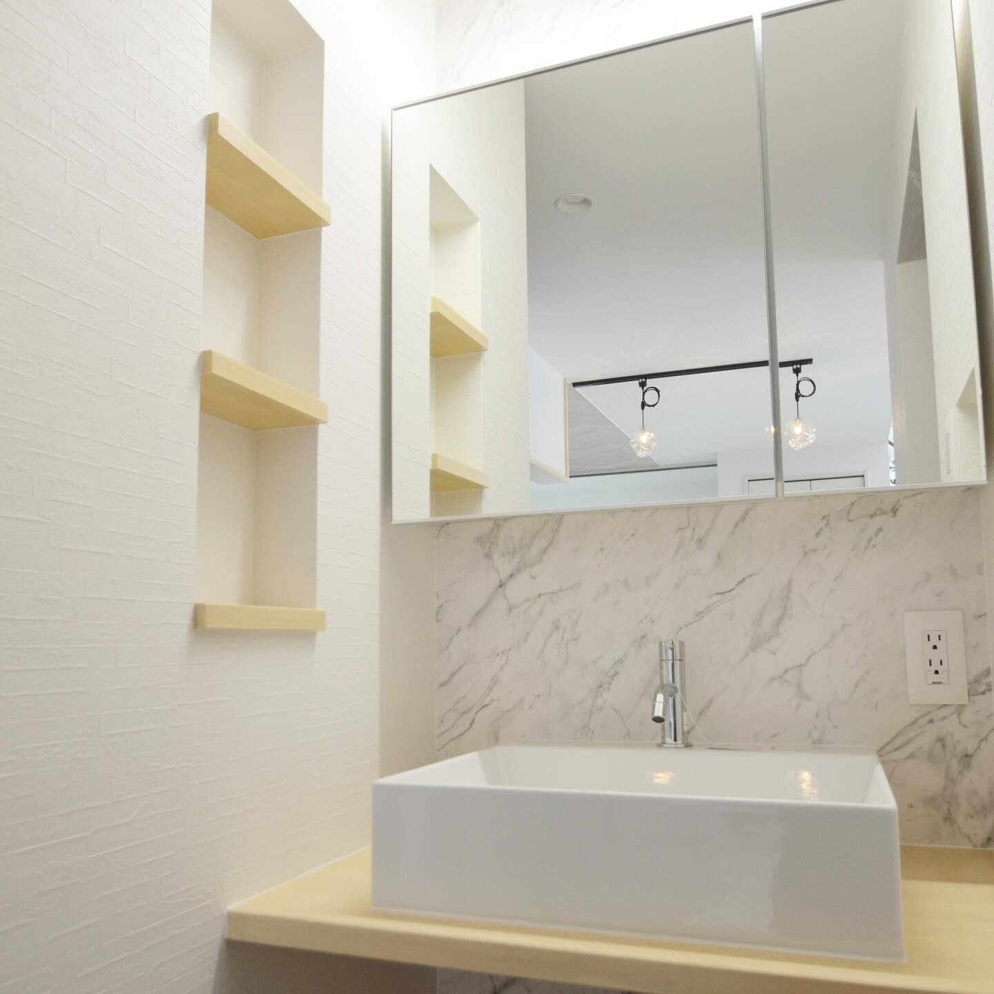 造作洗面台のご紹介です👏