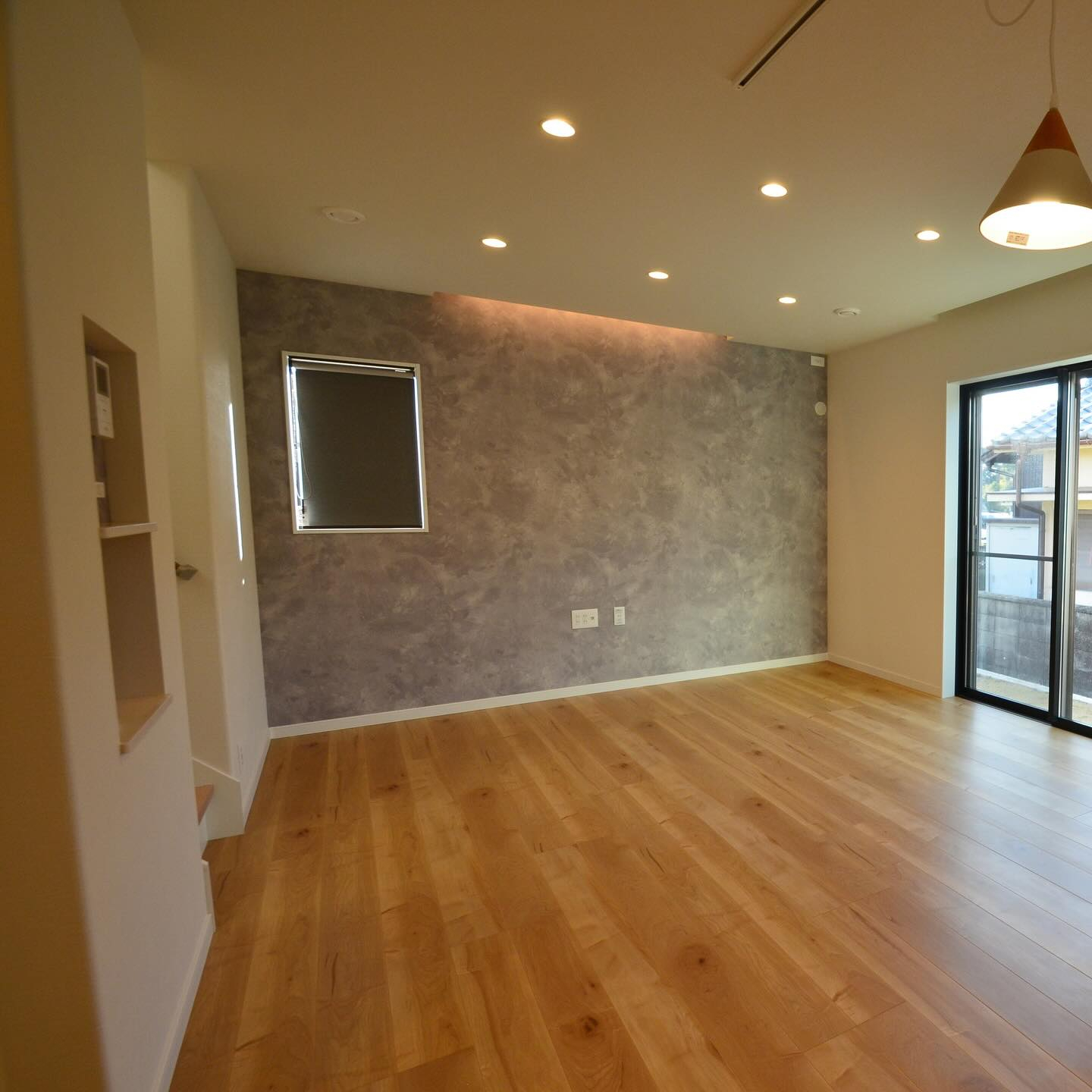 グレーカラーを使ったモダンなリビング✨✨落ち着いた雰囲気の空...