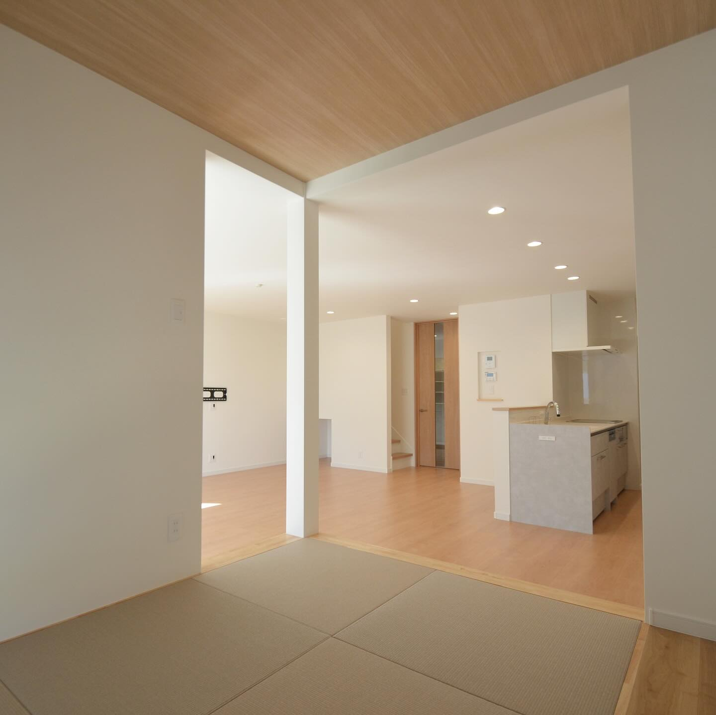 リビング横の小上がり畳コーナー👏