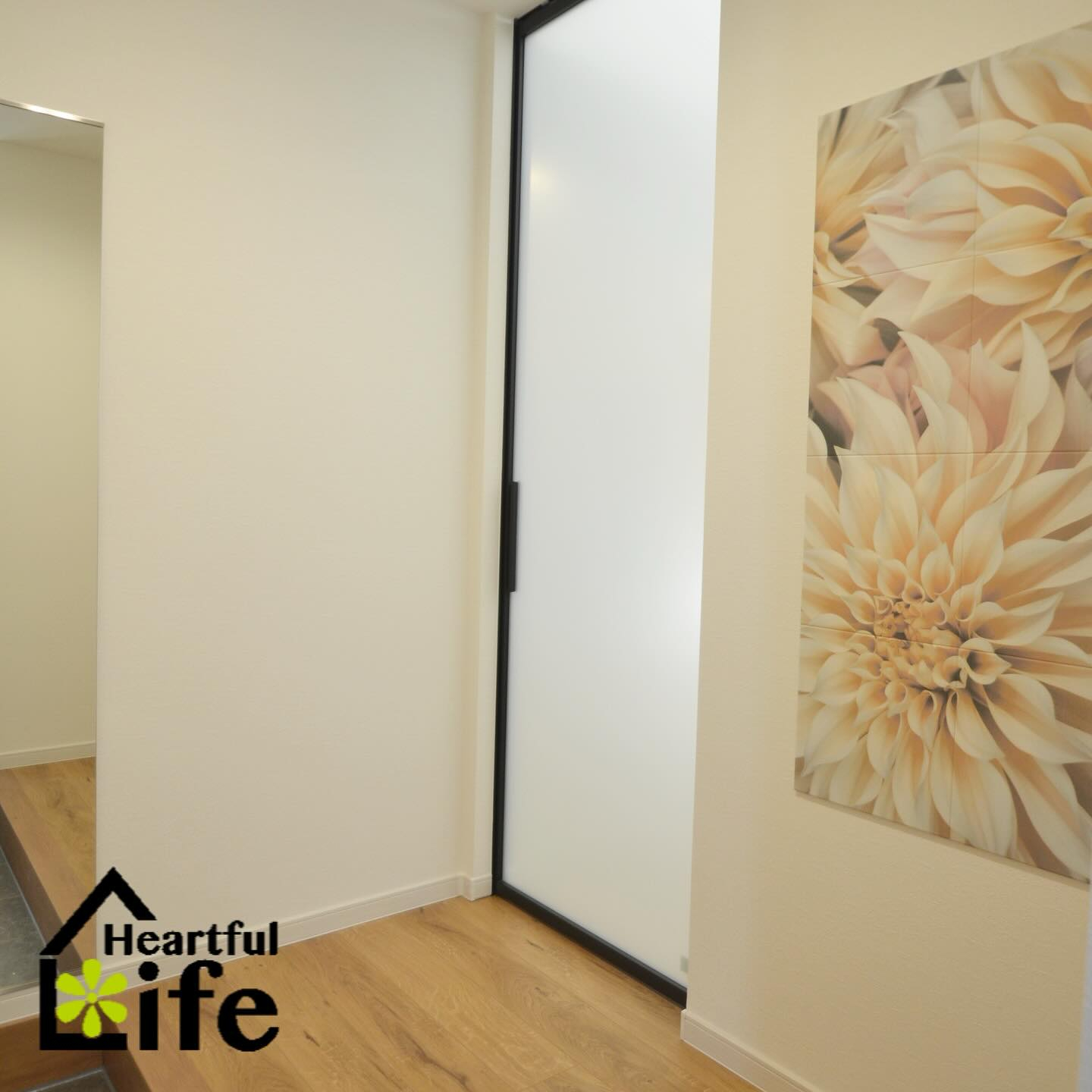 玄関にエコカラットを施工しました👏