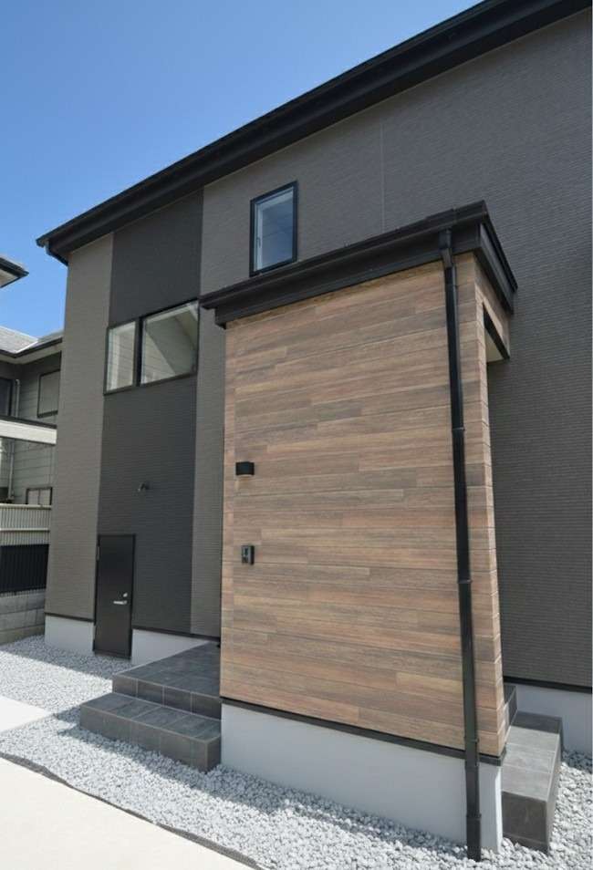 淡路市『空間を活かすｽｷｯﾌﾟﾌﾛｱと吹き抜けが魅力的なお家』